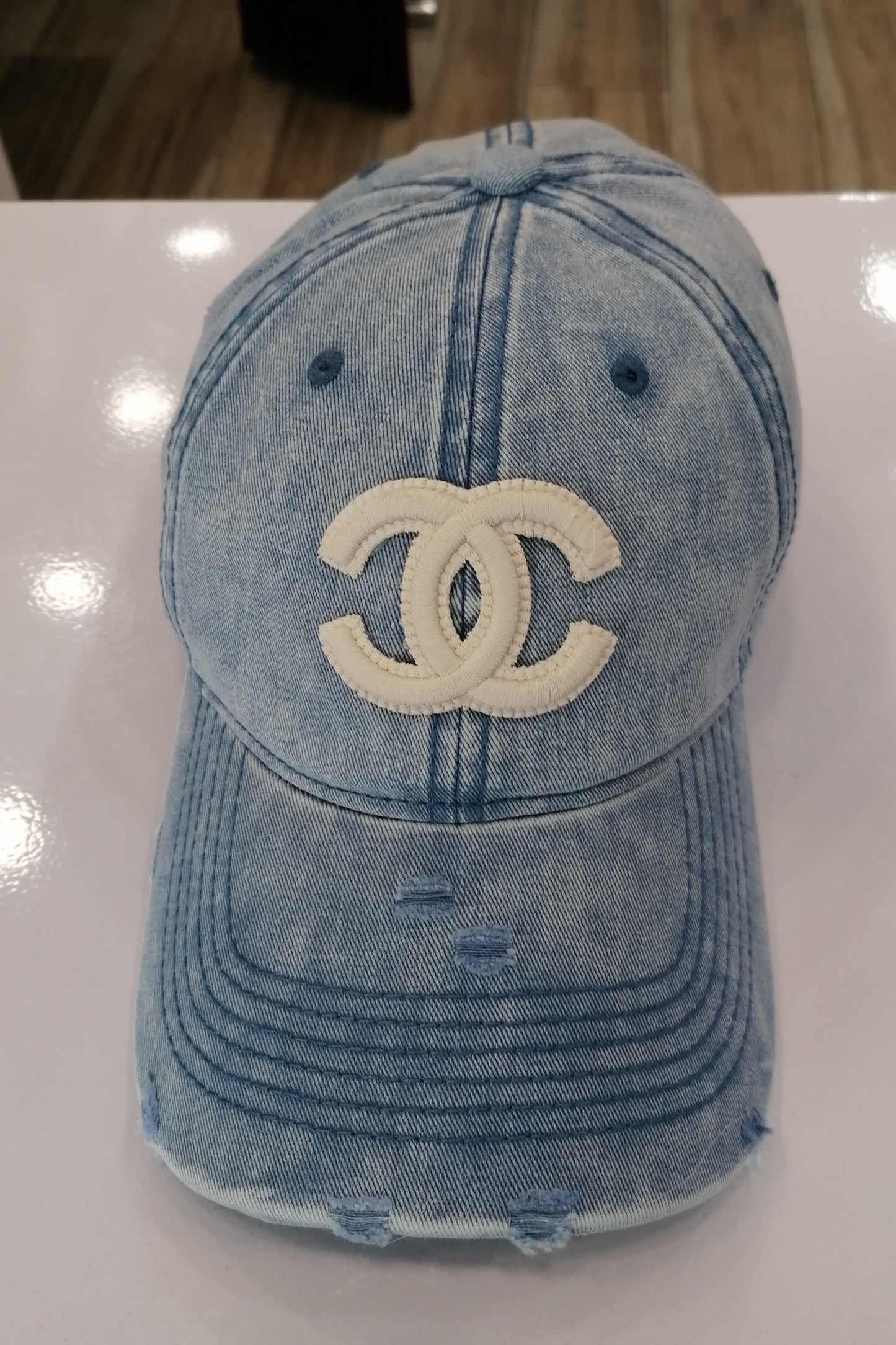 Iconic Chic Blue Denim Cap