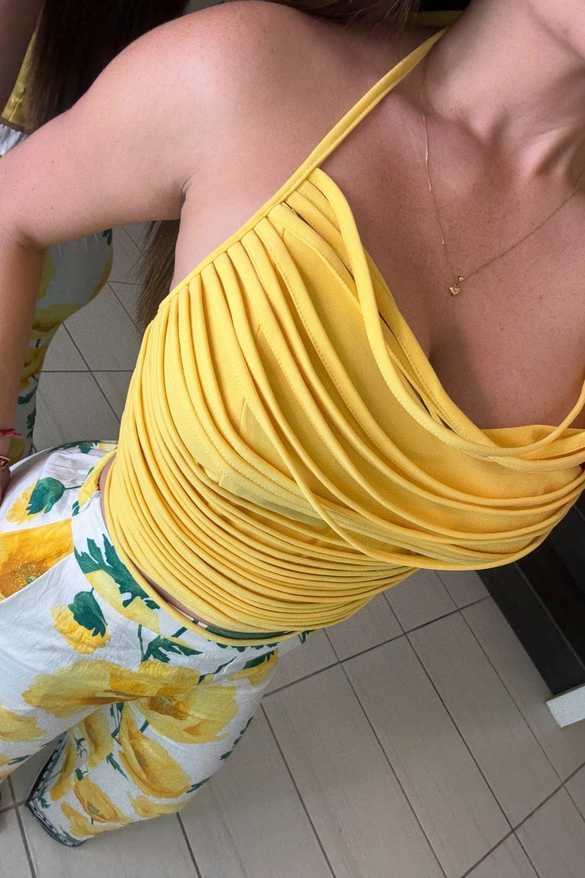 Horizontal Fringes Yellow Top