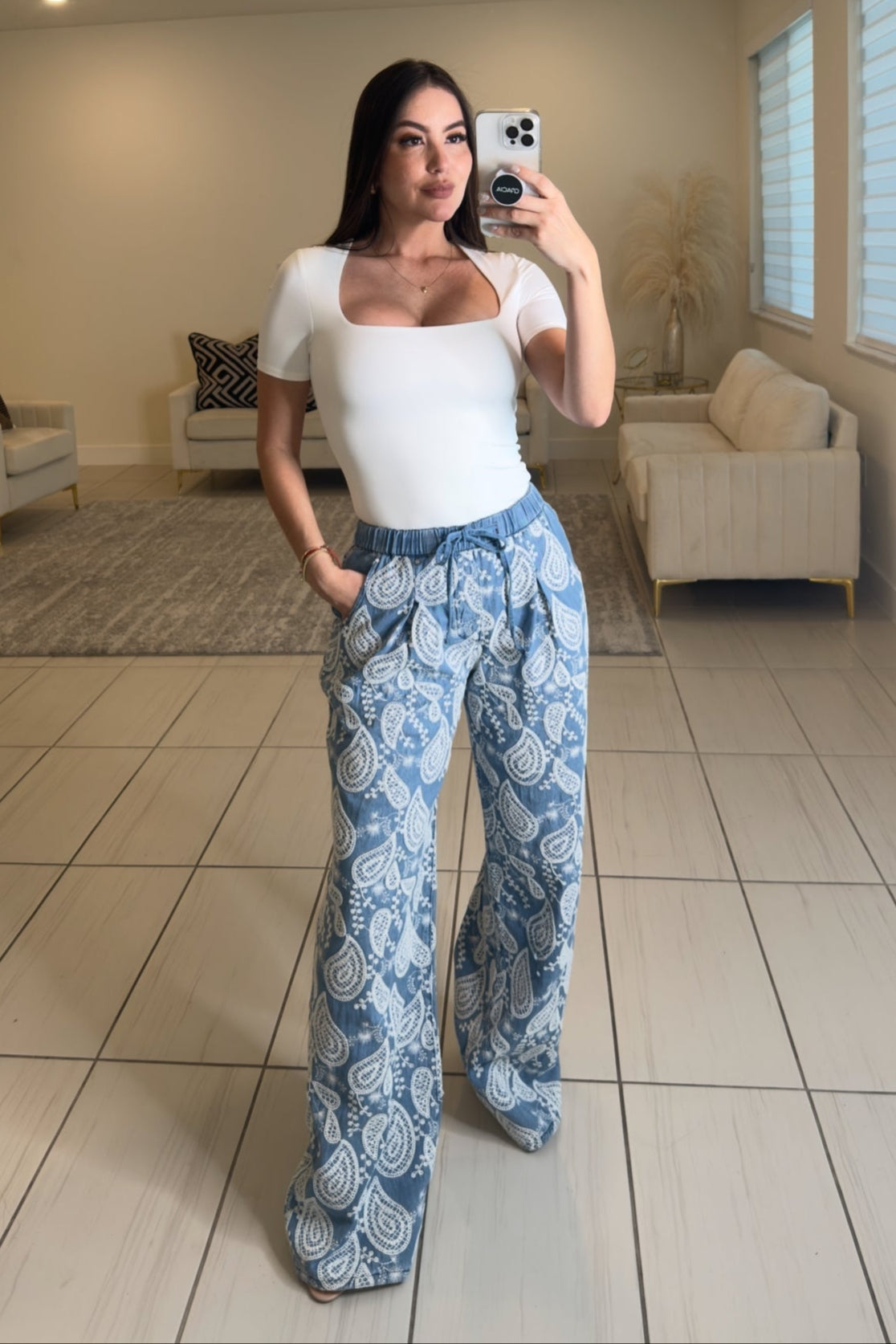 Scallop Serenity White Top