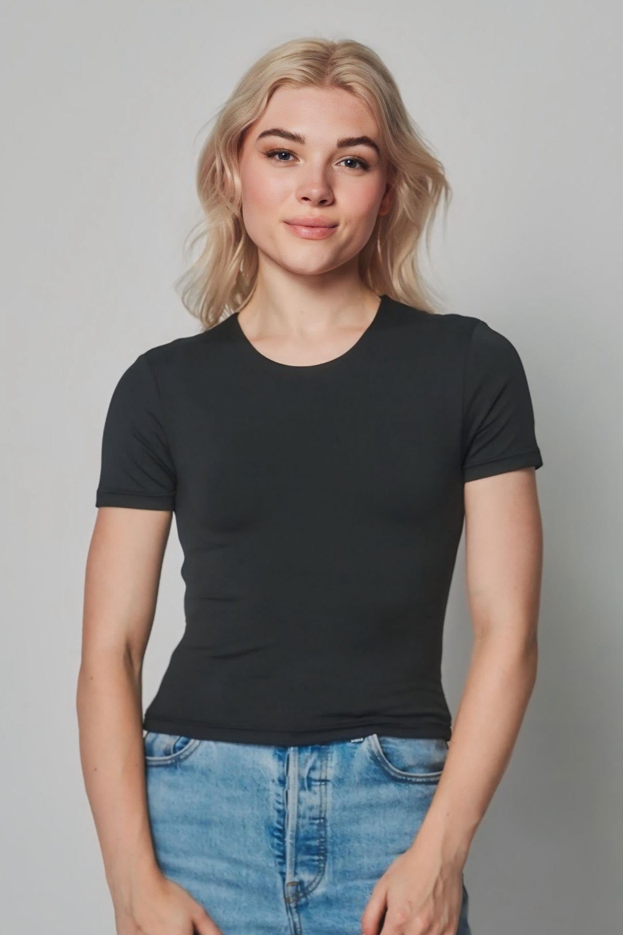 Minimalist Scoop Basic Top