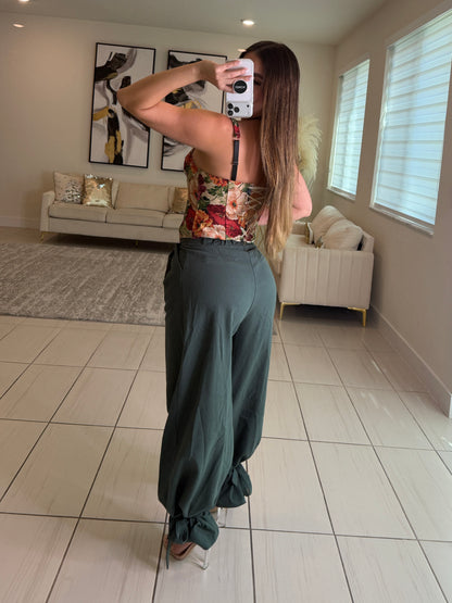 Gravity Flow Balloon Green Pants