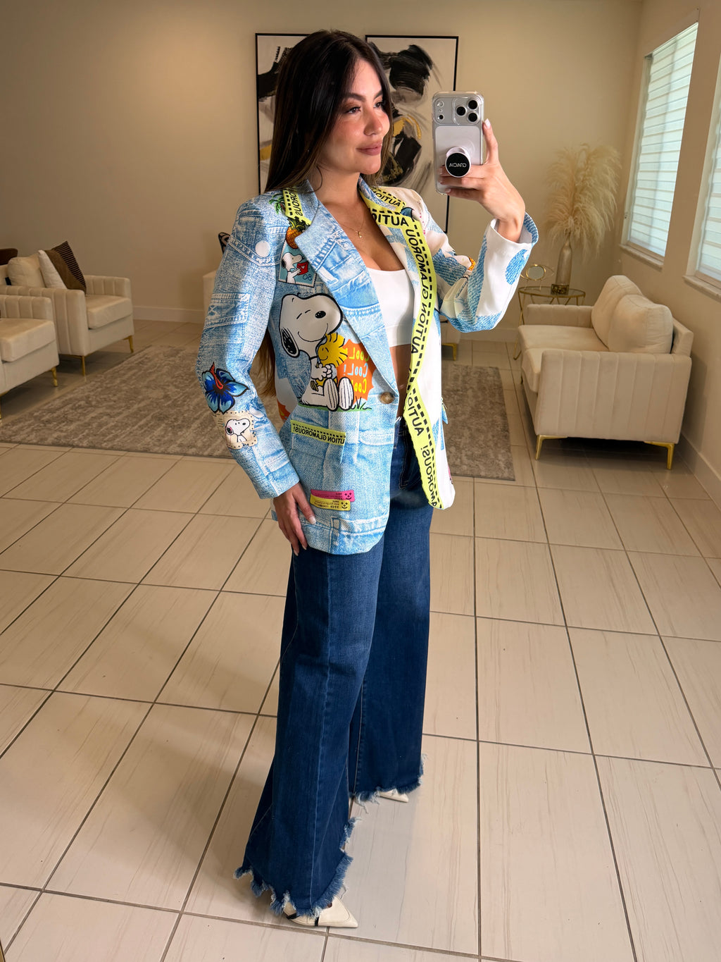 Discreet Ripped Blue Denim Pants