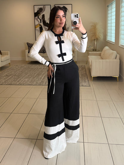 Command Attention Black Palazzo Pants