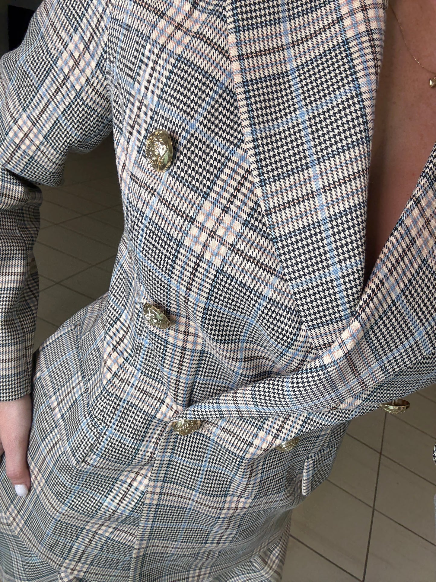 Elite Standard Plaid Short Set