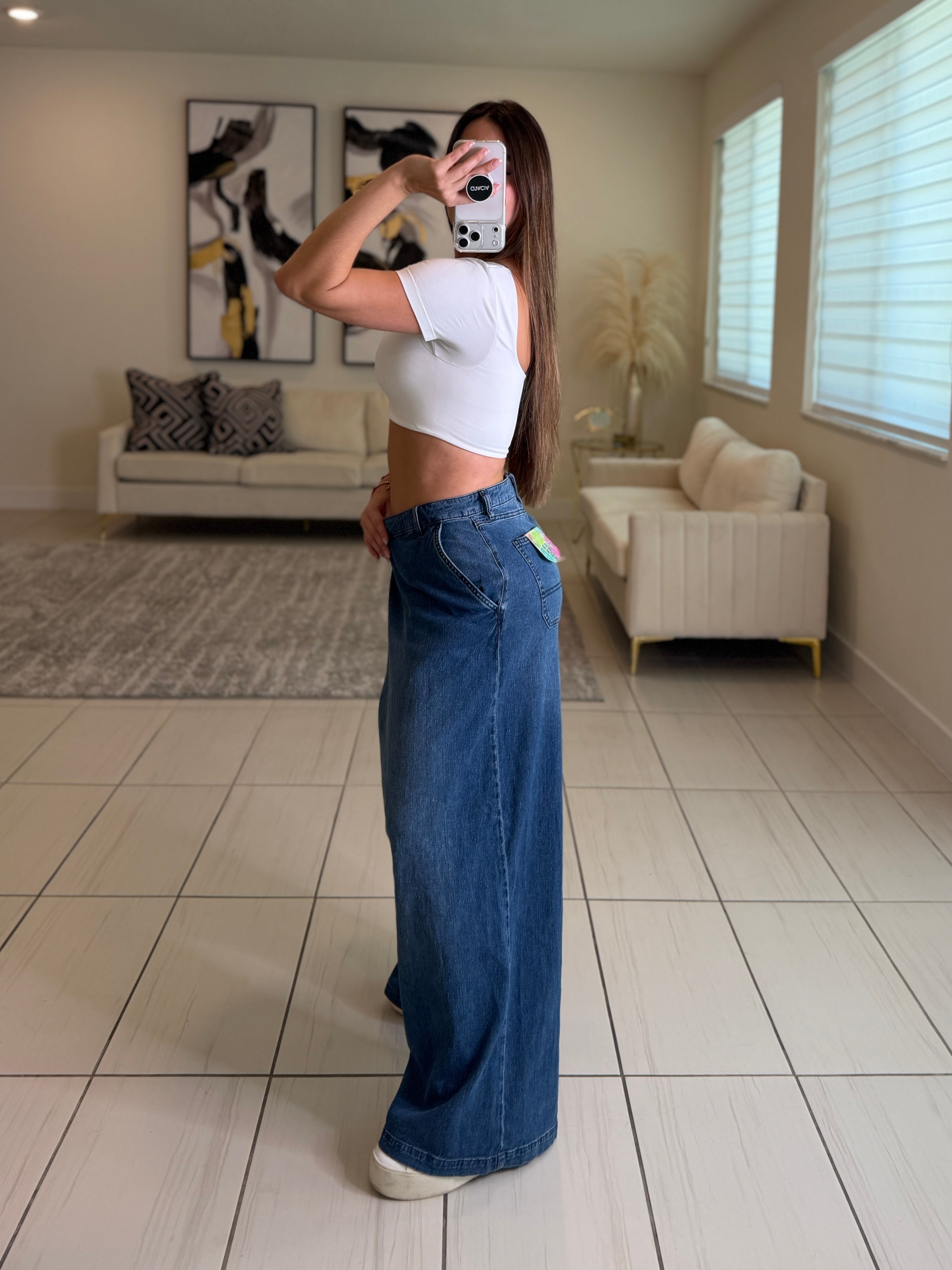 Essence Basic White Top