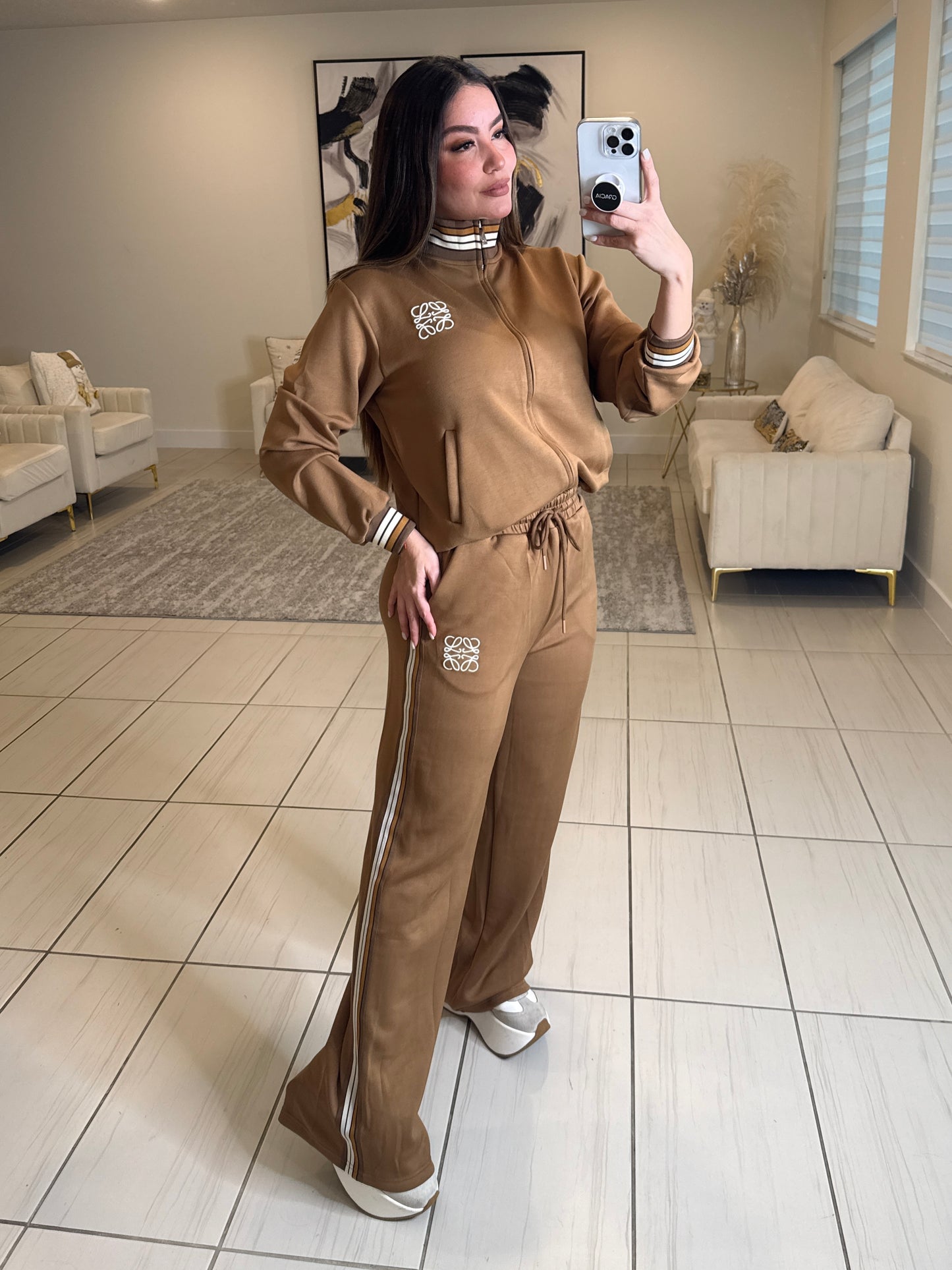 Iconic Muse Mocha Pant Set