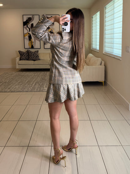 Elite Standard Plaid Short Set