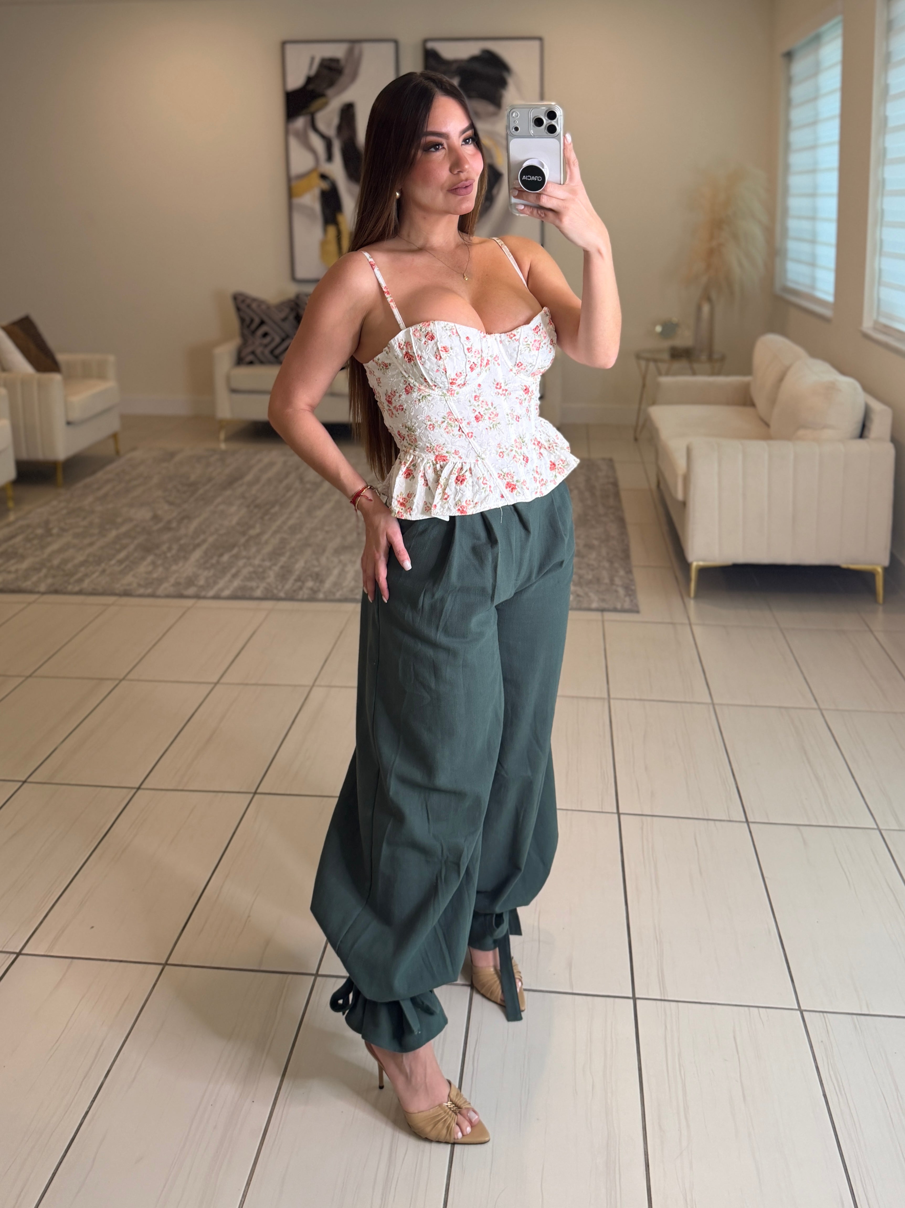 Gravity Flow Balloon Green Pants