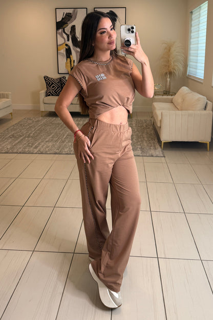 Iconic Muse Khaki Pant Set