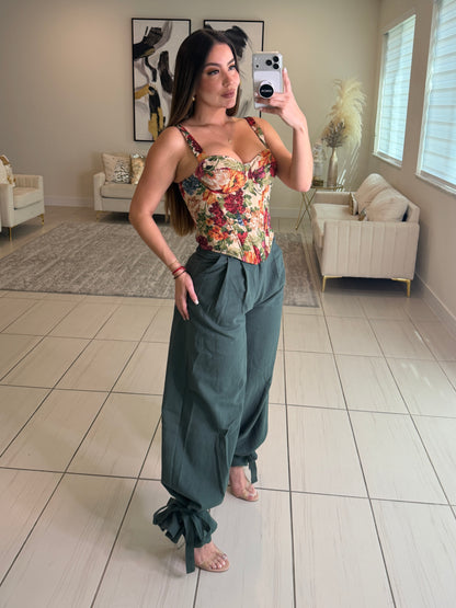 Gravity Flow Balloon Green Pants