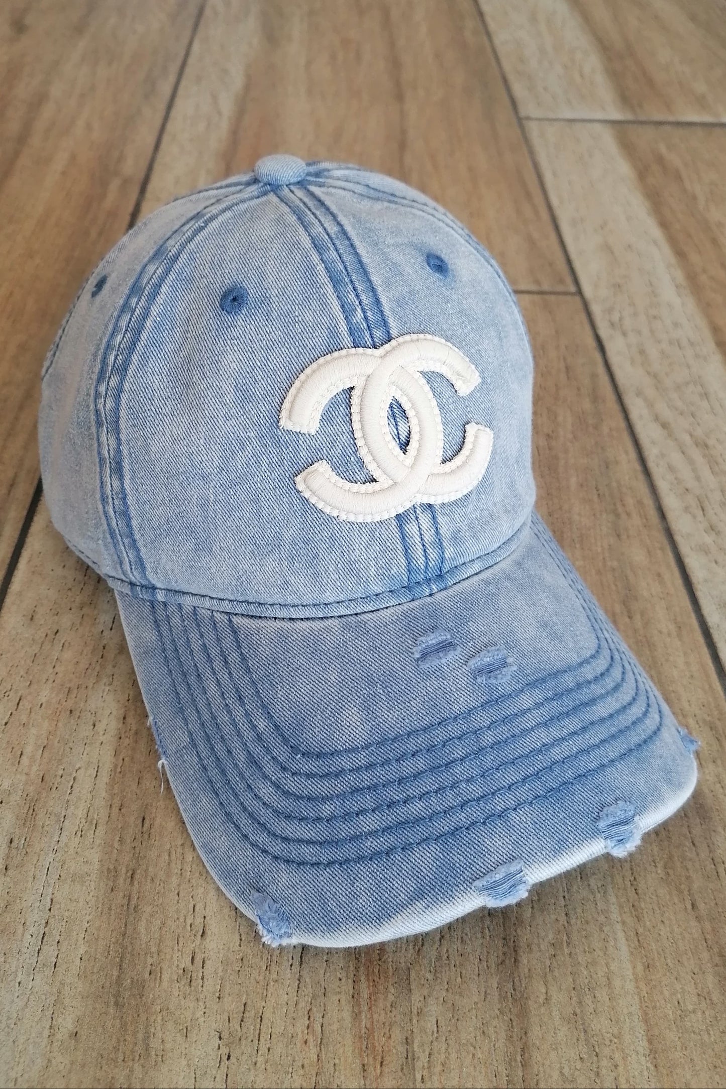 Iconic Chic Blue Denim Cap