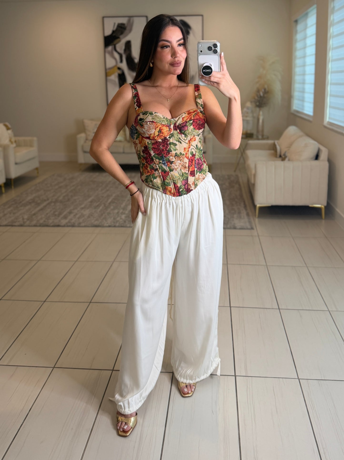 Rogue Muse White Balloon Pants