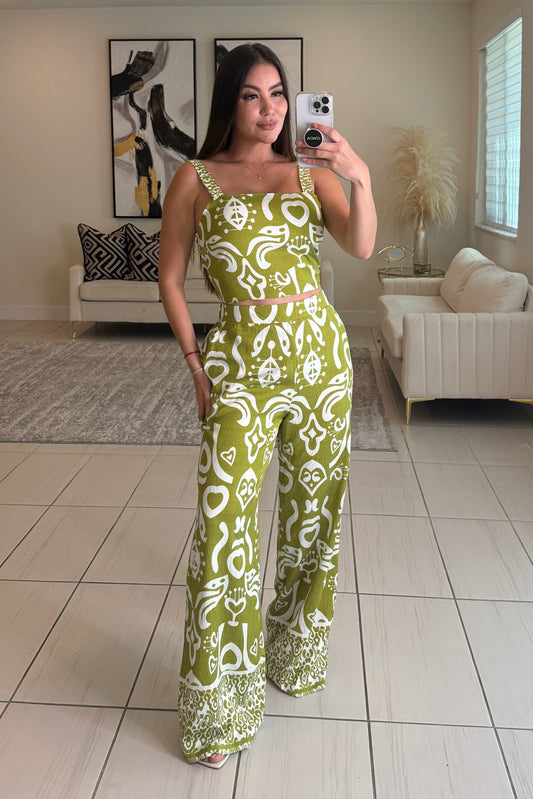 Abstract Muse Abstract Green Pants Set
