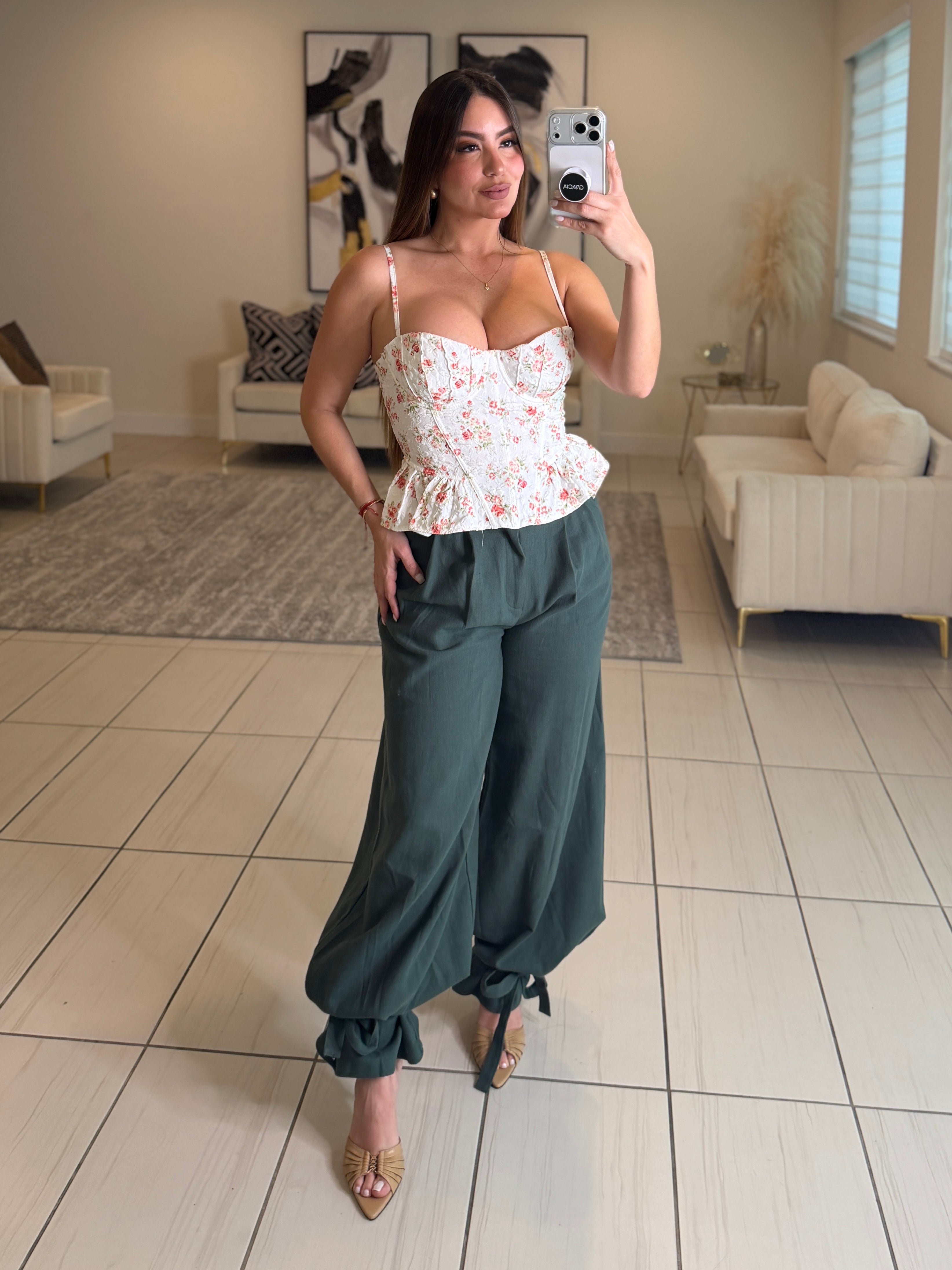 Gravity Flow Balloon Green Pants