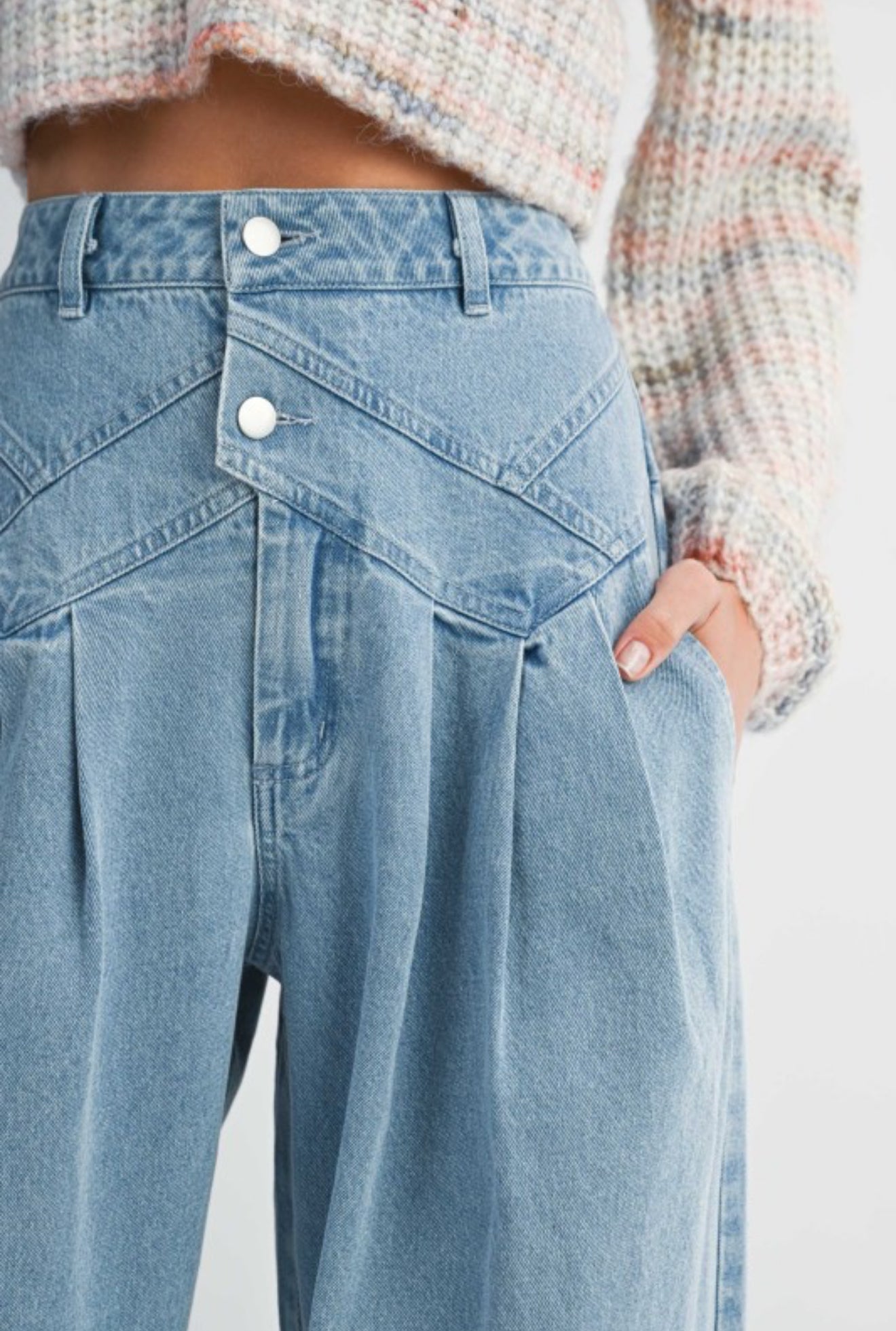 Pintuck Wide Leg Denim Pants