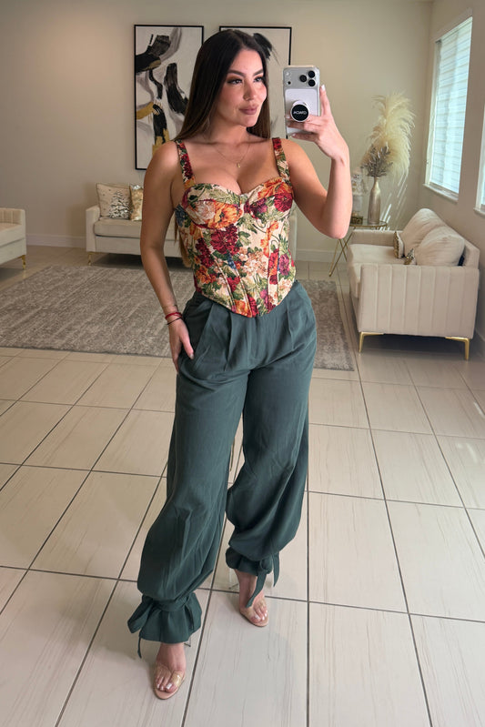 Gravity Flow Balloon Green Pants