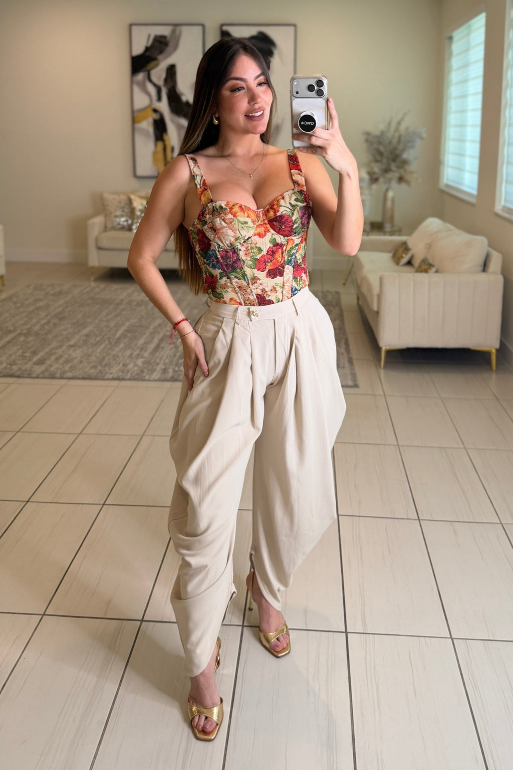 Parallel Balloon Beige Pants