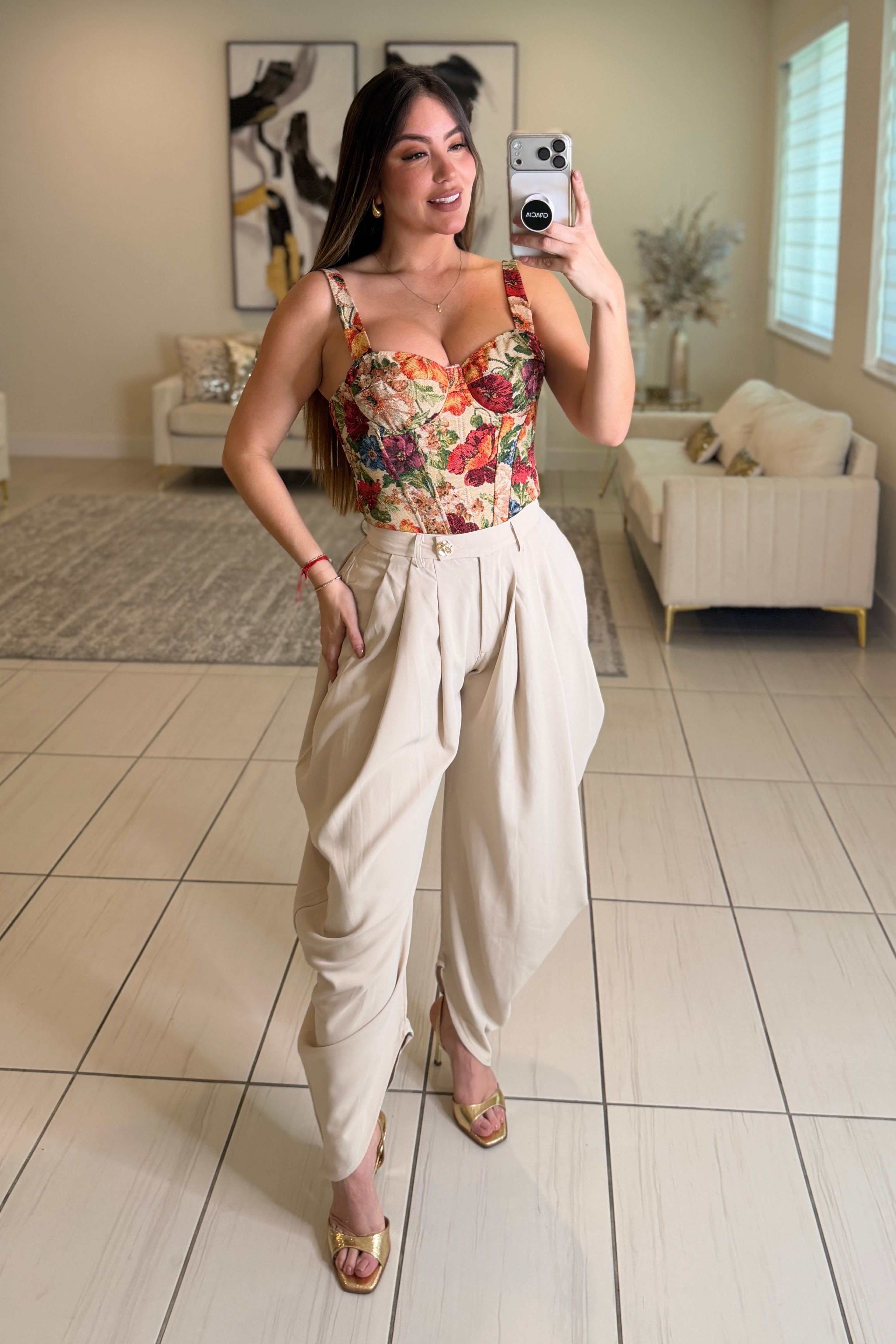 Parallel Balloon Beige Pants