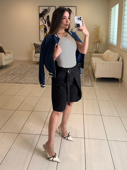 Parisian Stroll Black Short