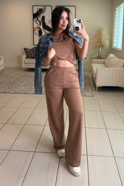Iconic Muse Khaki Pant Set