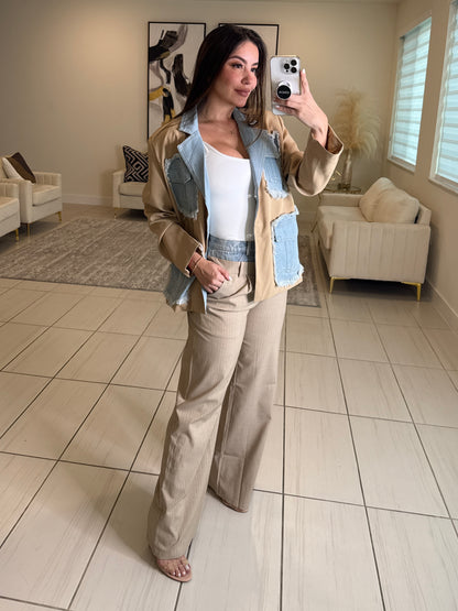 Iconic Contrast abeige and Denim Jacket