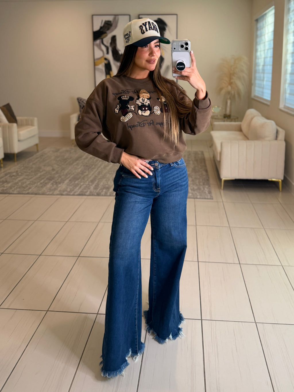 Discreet Ripped Blue Denim Pants