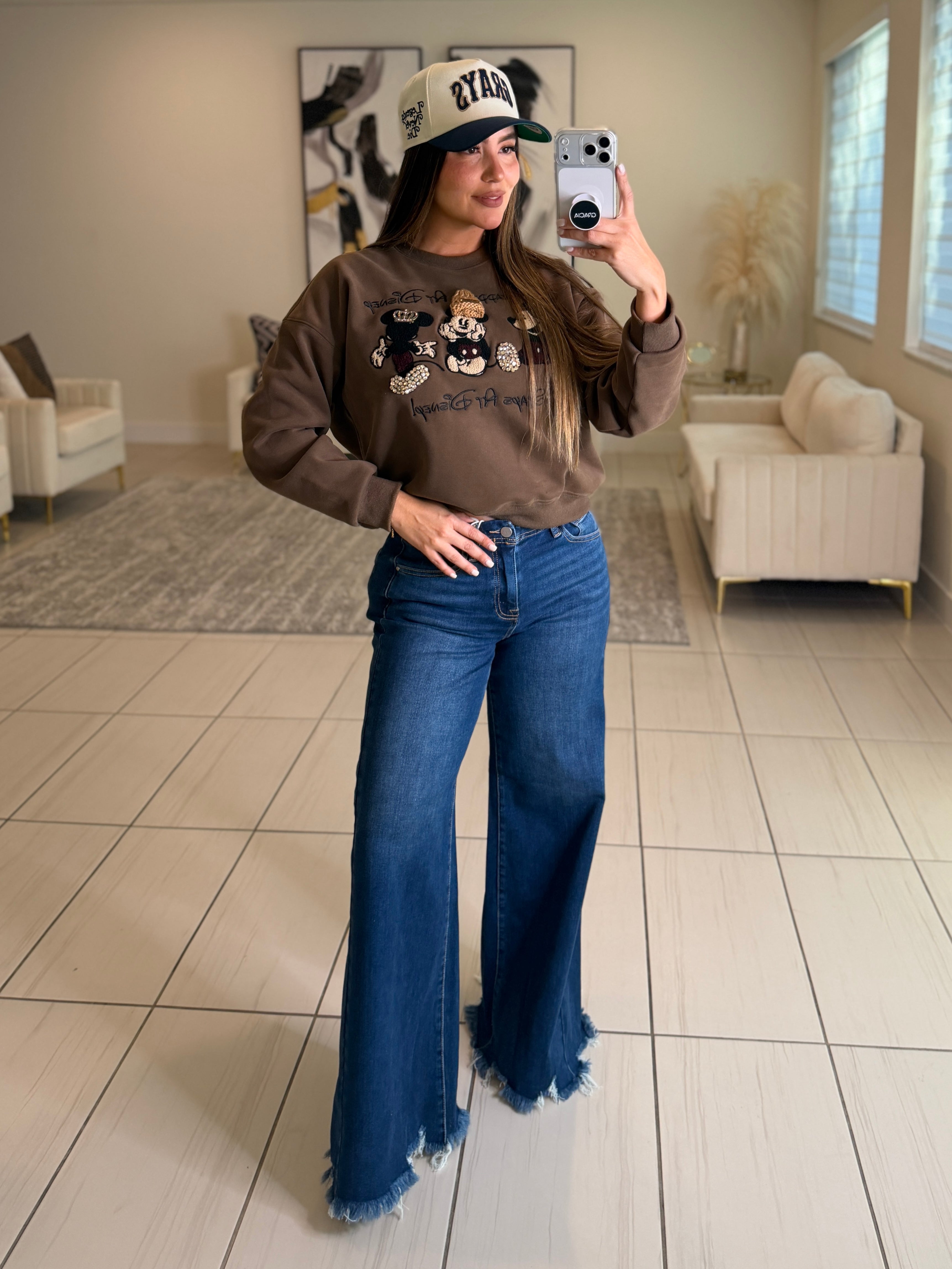 Discreet Ripped Blue Denim Pants