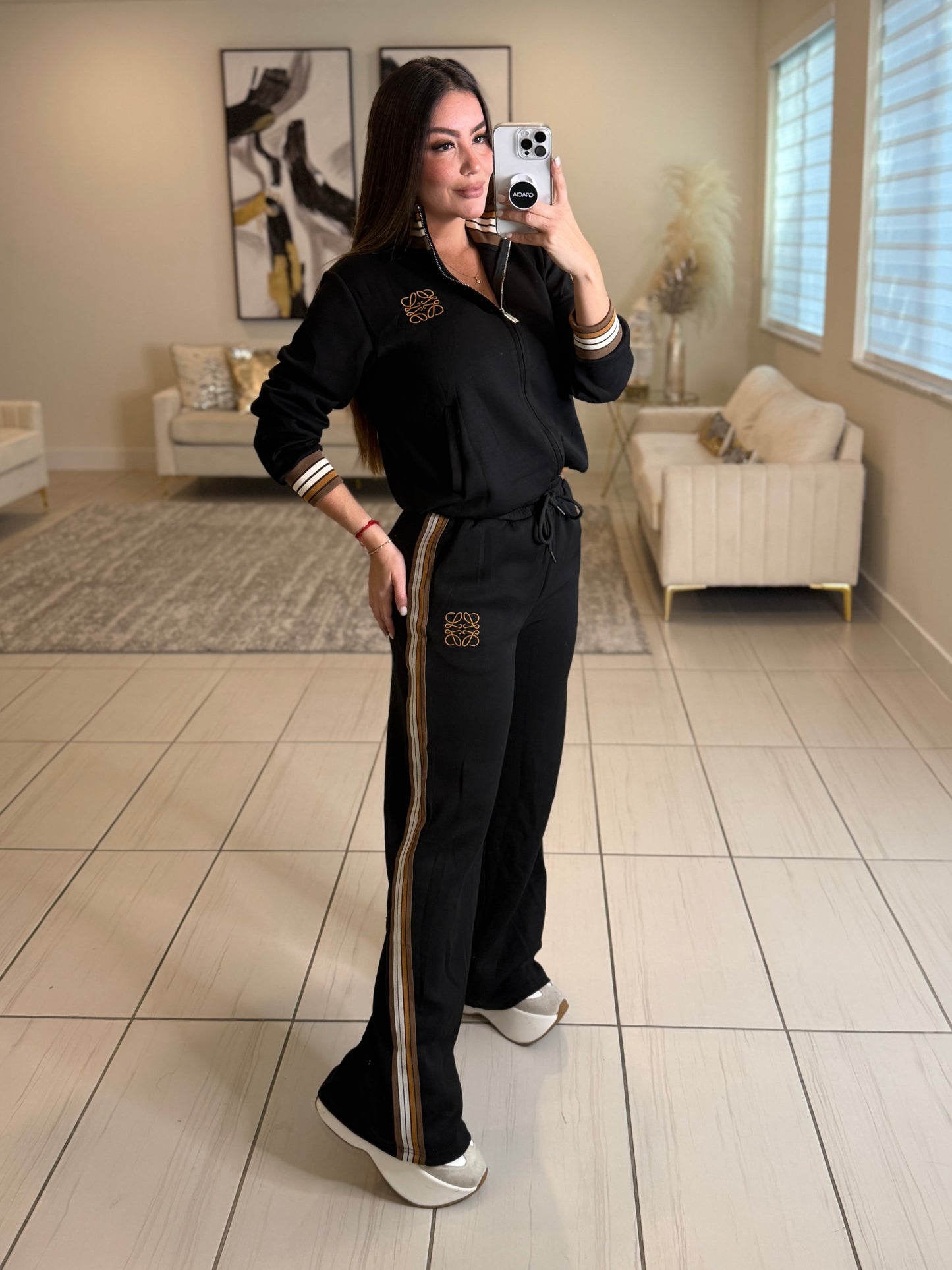 Iconic Muse Black Pant Set