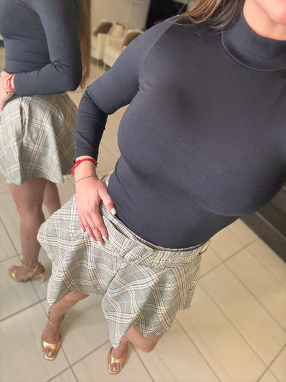 Elite Standard Plaid Short Set