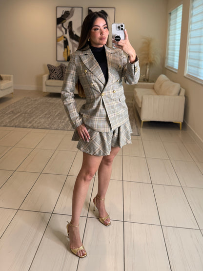 Elite Standard Plaid Short Set