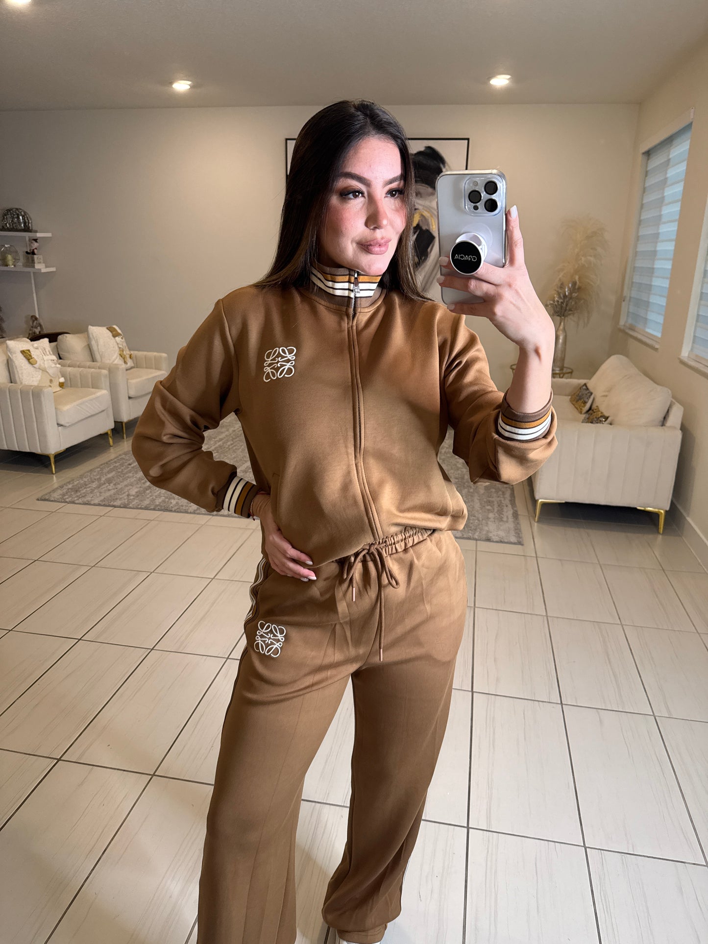 Iconic Muse Mocha Pant Set