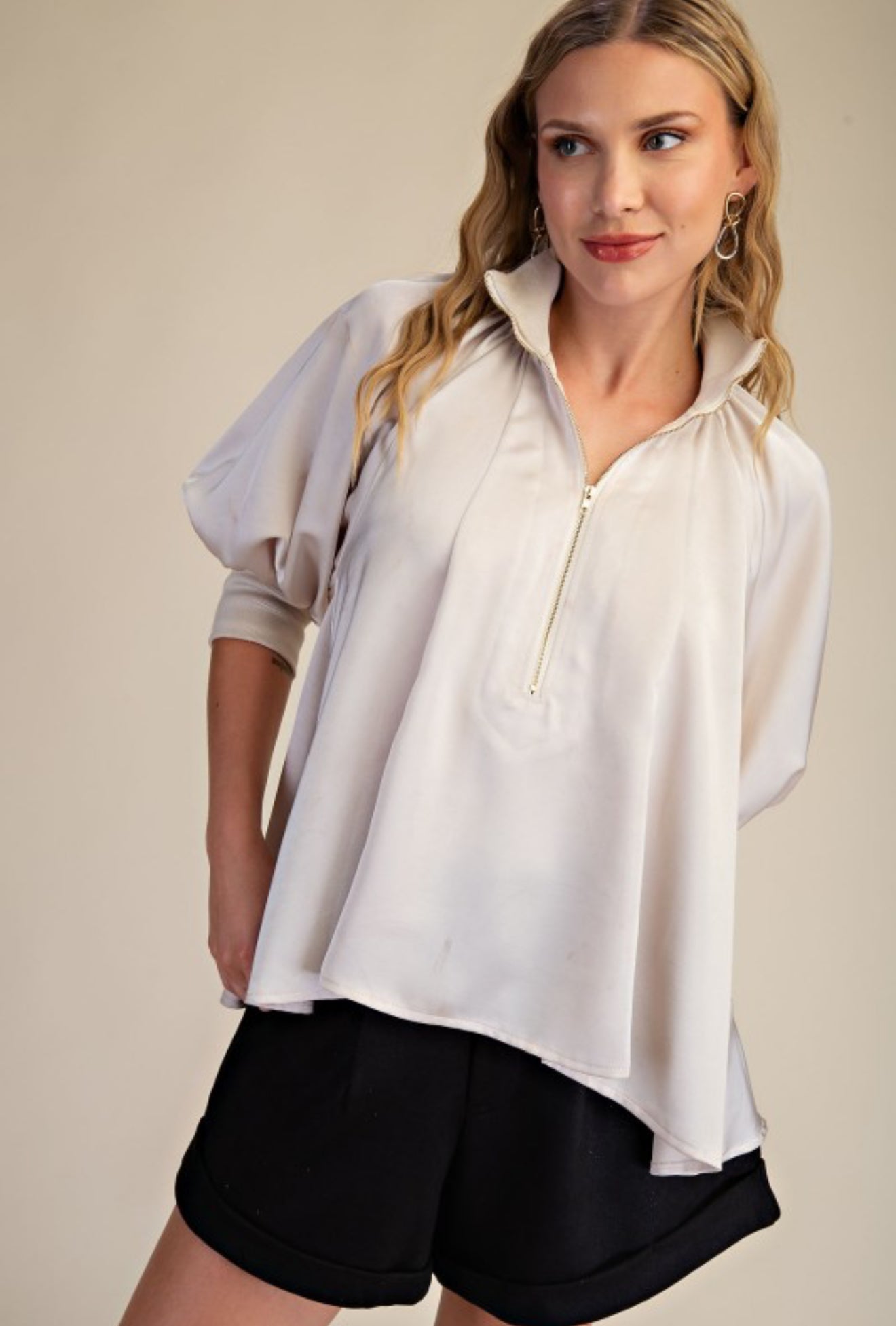 Mock Nek Band Puff Beige Top