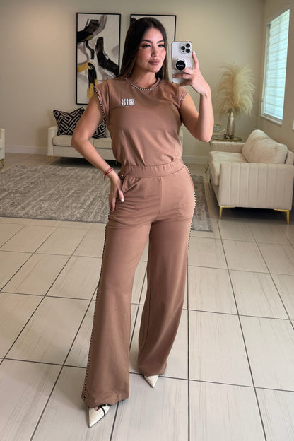 Iconic Muse Khaki Pant Set
