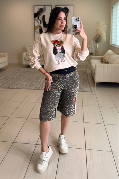 Wild Leopard Red Strip Short