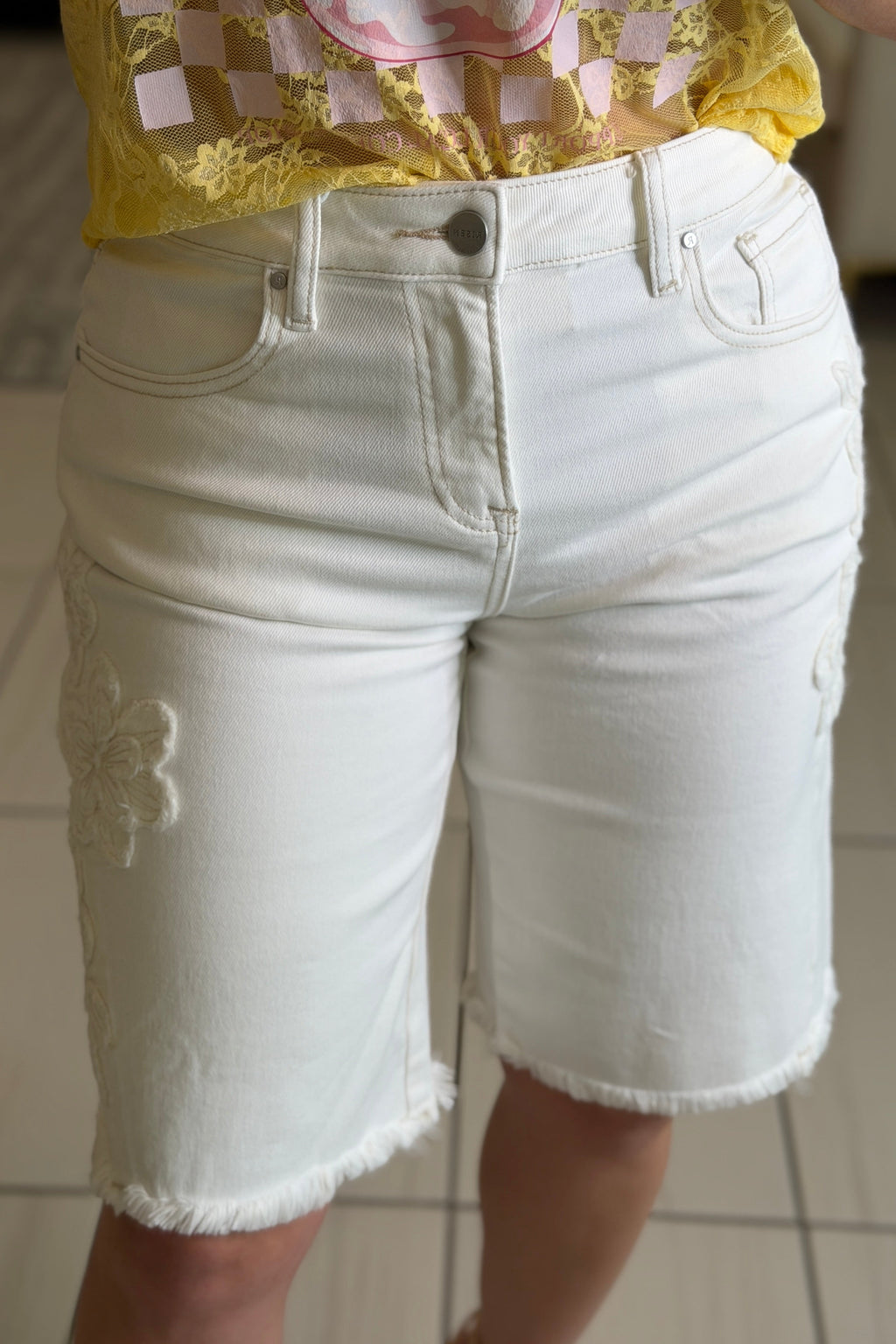 Spring Embroidery White Denim Shorts