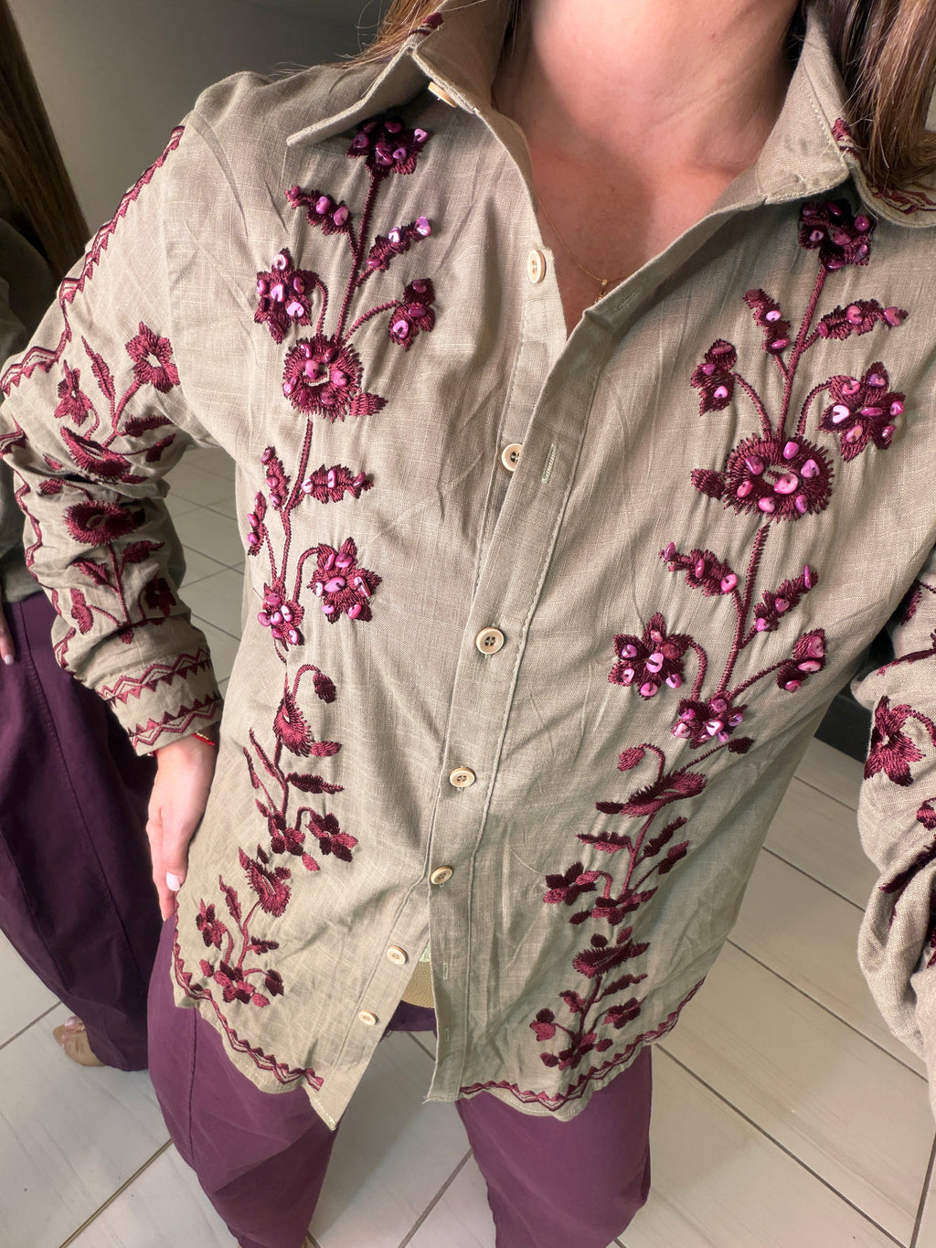 Charming Embroidery Green Shirt