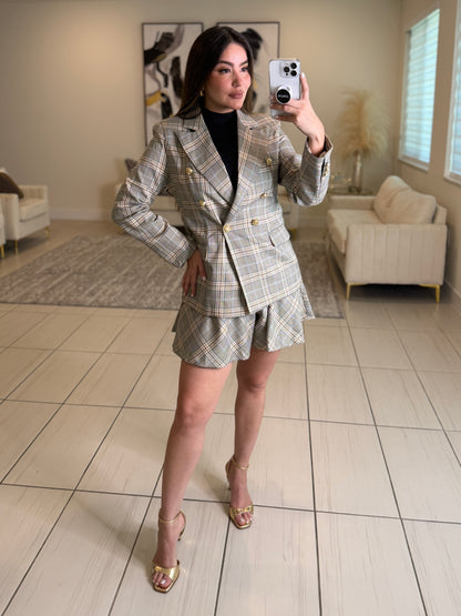 Elite Standard Plaid Short Set