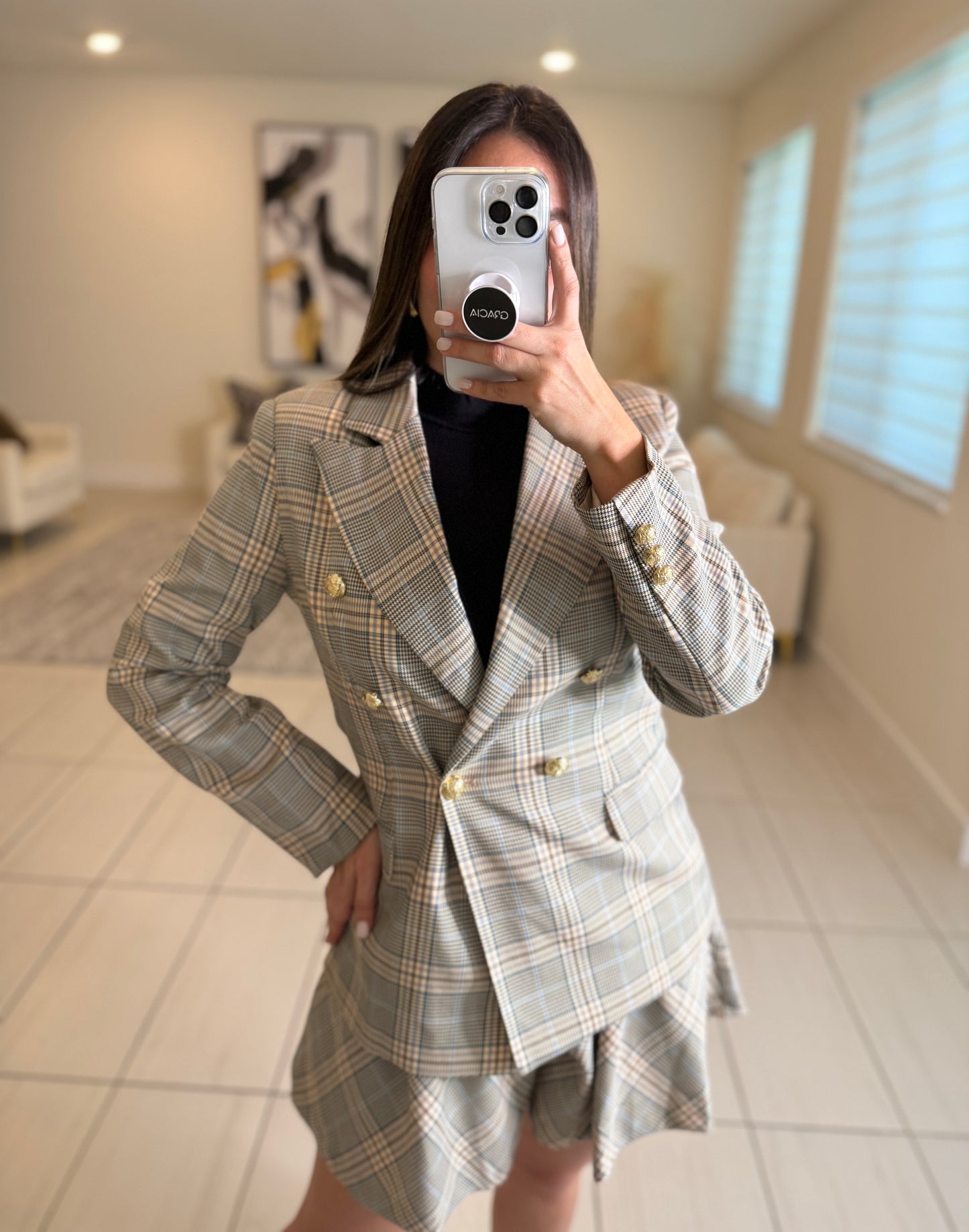 Elite Standard Plaid Short Set