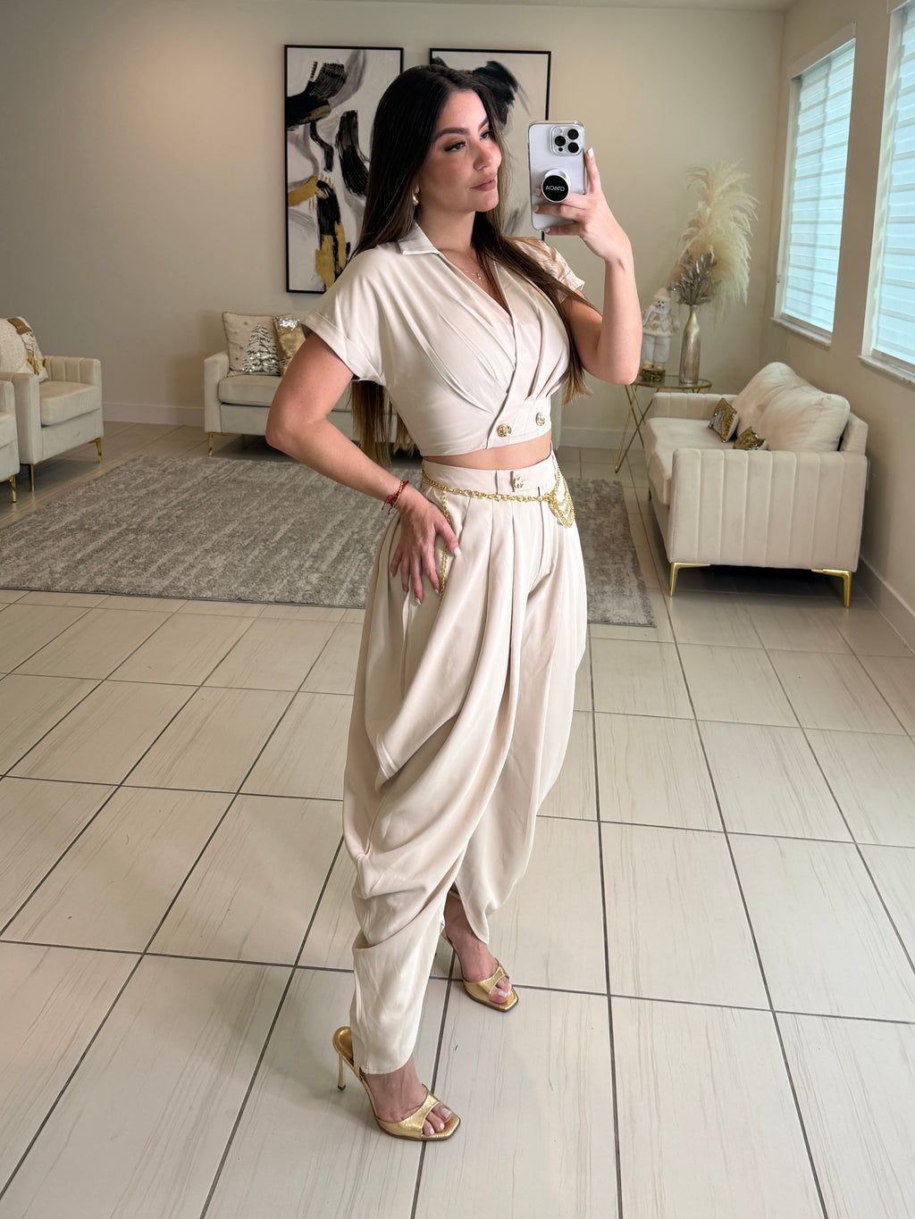 Parallel Balloon Beige Pant Set