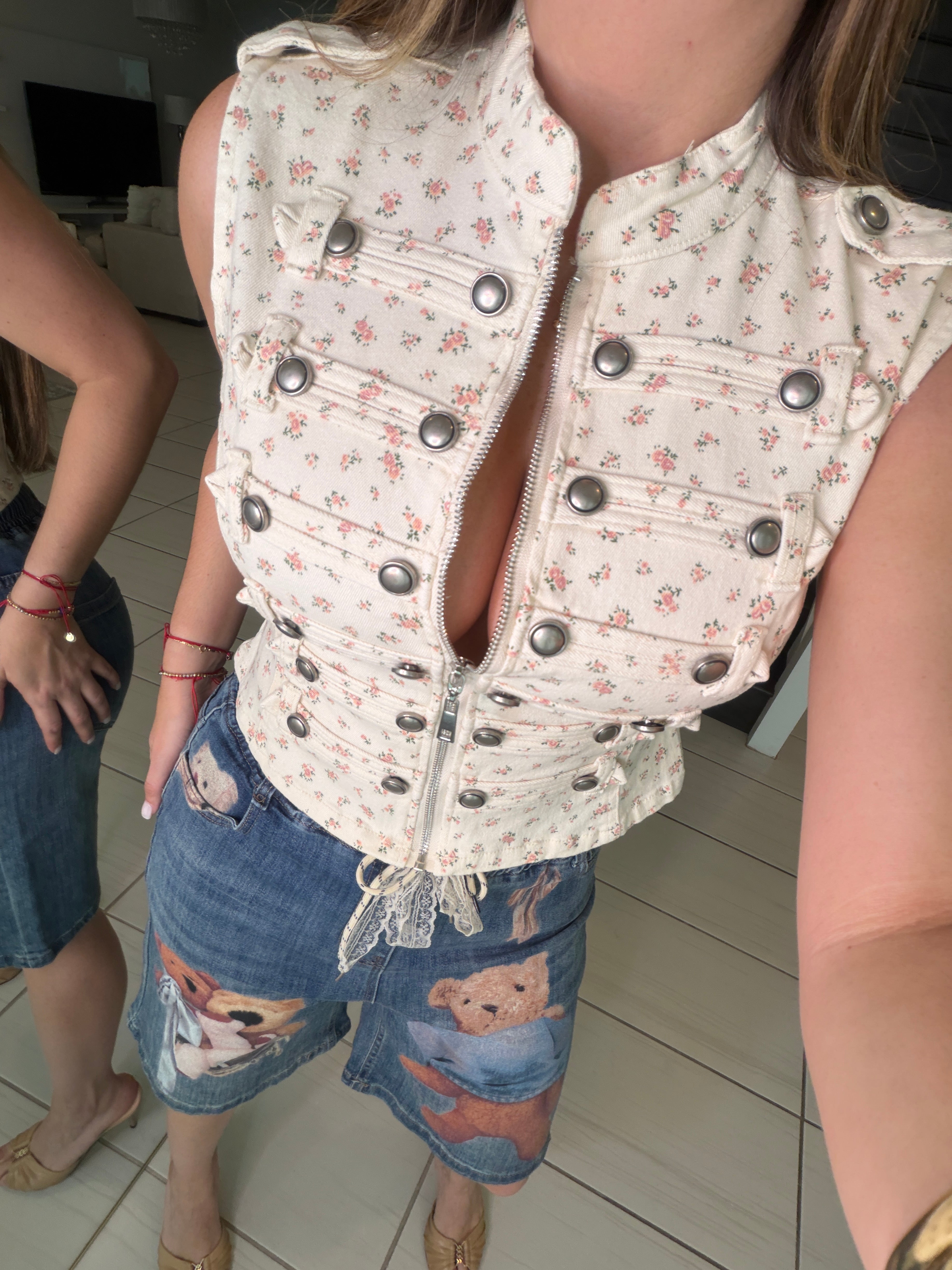 Blossom Napoleon Beige Top