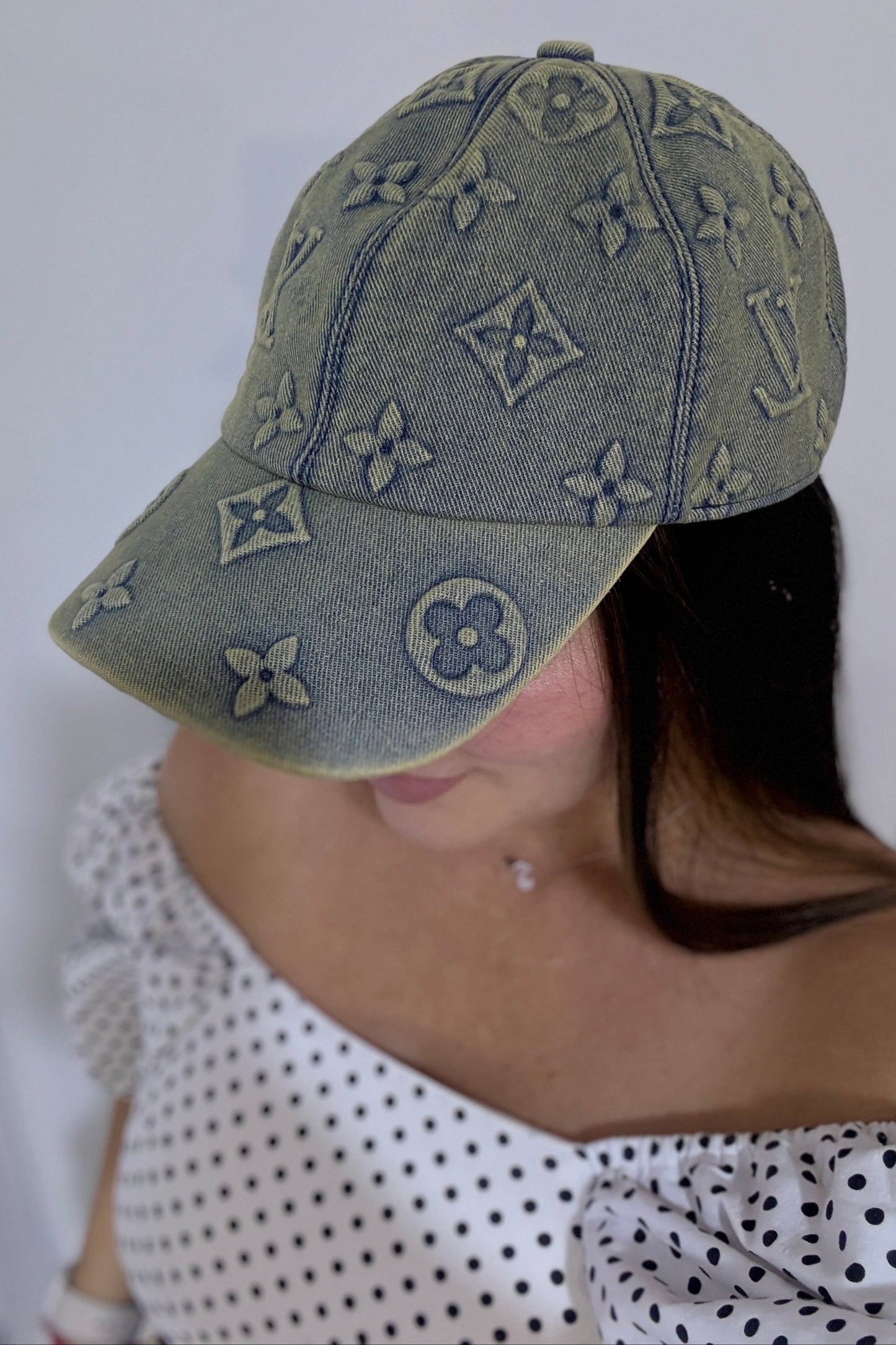 Iconic Light Blue Denim Cap (Pre-Orden)