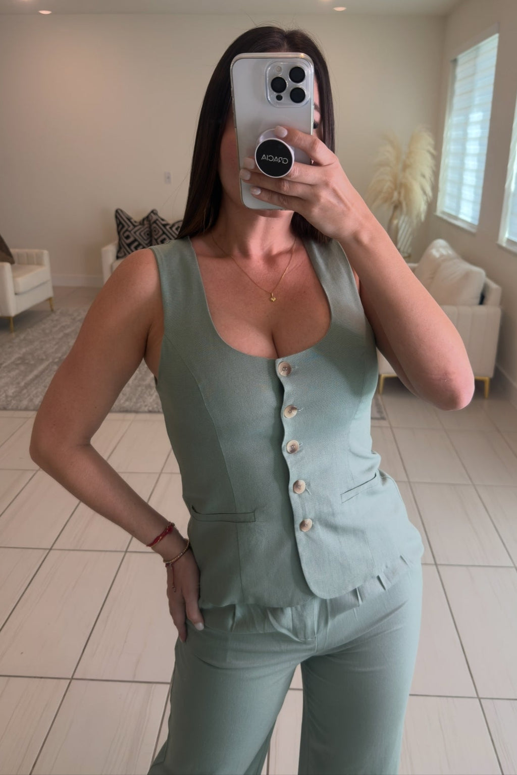 Essence Chic Linen Green Pants Set