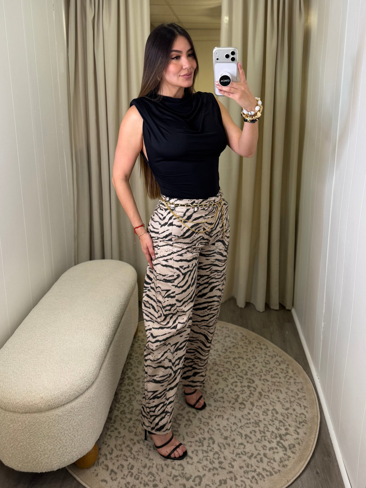 Sculpted Ease Black Top