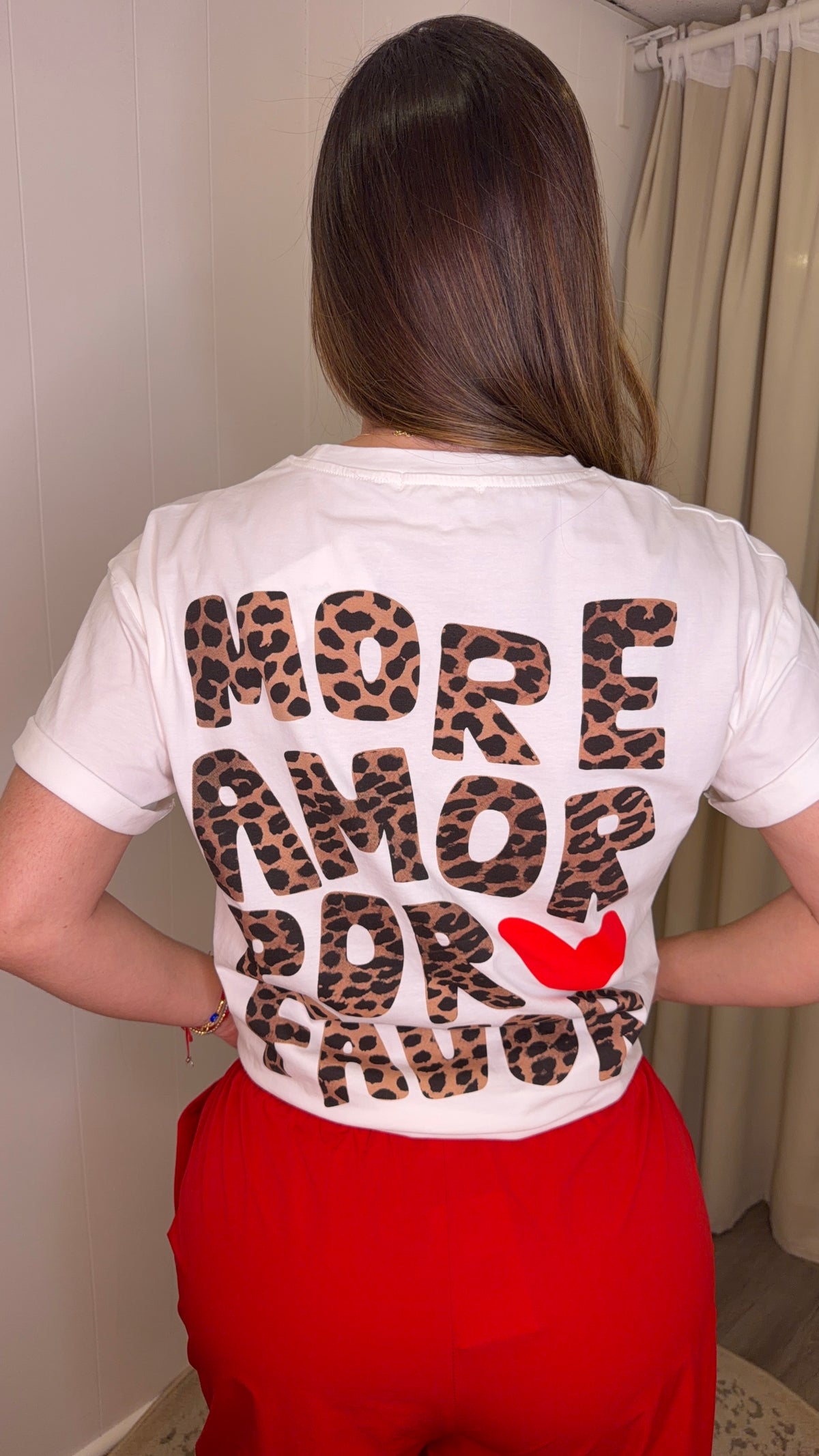 More Amor Por Favor White Tshirt